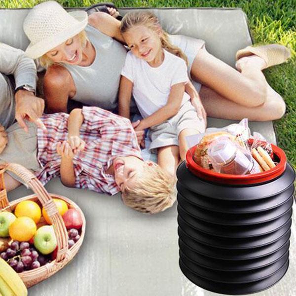 Foldable garbage bag box for the car