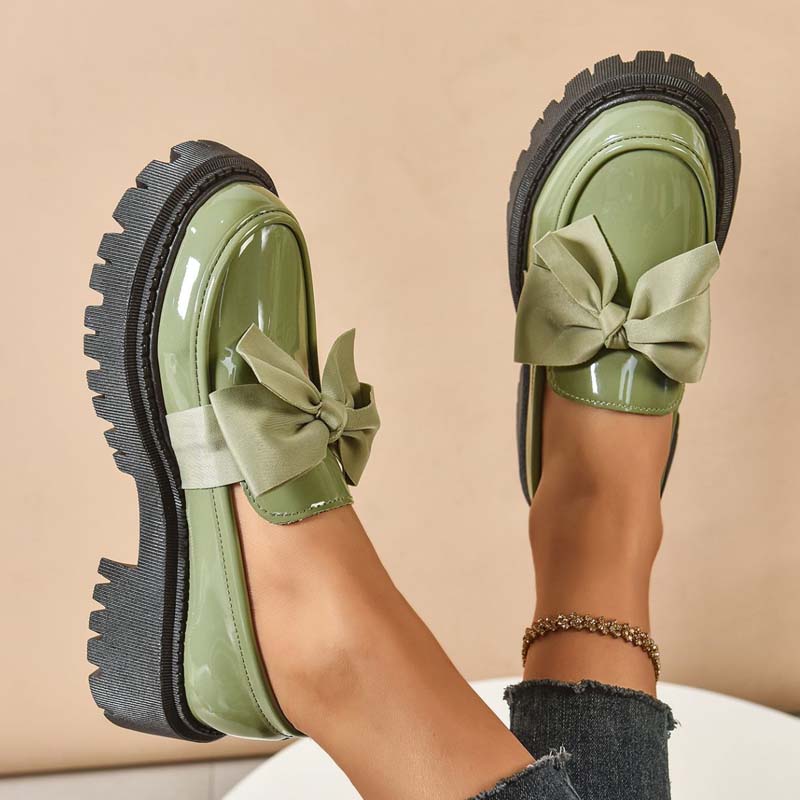 Stylish, cute platform loafers with a bow