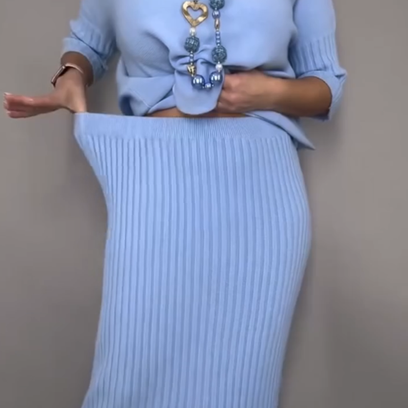 Elegant 2-piece set consisting of a knitted sweater and midi skirt