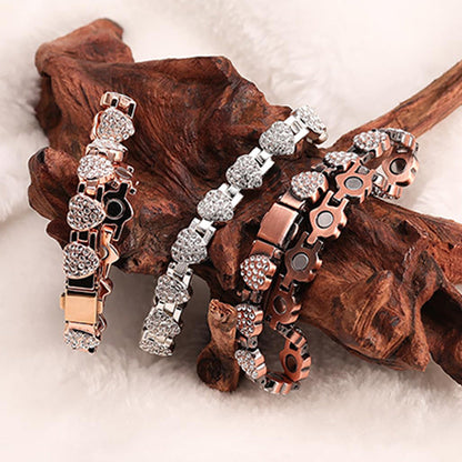 📢📢70% off!!! 🎅Sparkling heart-shaped magnetic copper bracelets for women